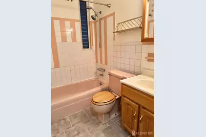 42 Woodedge Avenue #1, Edison, NJ 08817 - Photo 13