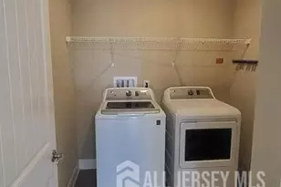 47 Abbey Rd, Tinton Falls, NJ 07753 - Photo 3