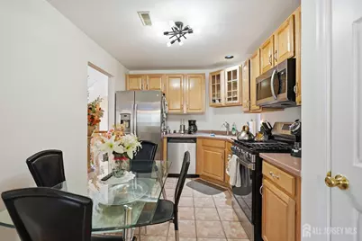 14 Linda Court, South Amboy, NJ 08879 - Photo 9