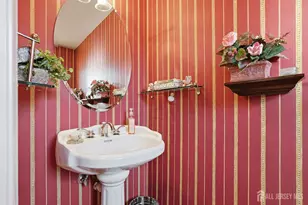 14 Linda Ct, Old Bridge Township, NJ 08879 - Photo 3