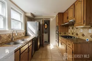 606 N Washington Ave N, Dunellen, NJ 08812 - Photo 15