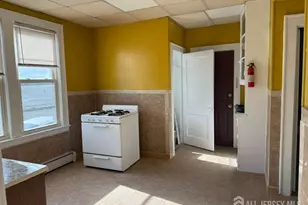 231 Myrtle Ave, Irvington, NJ 07111 - Photo 23