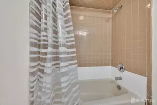 113 Heather Ct, Edison, NJ 08820 - Photo 23