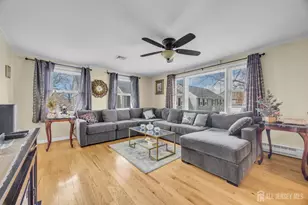 238 Mystic Ln, Monroe Township, NJ 08831 - Photo 3