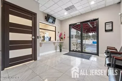 100 W Pond Road, Perth Amboy, NJ 08861 - Photo 17