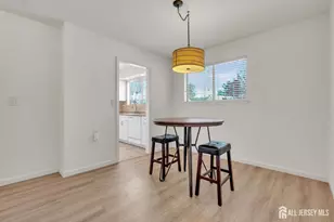 603 Jacob Ct, South Brunswick Township, NJ 08810 - Photo 3