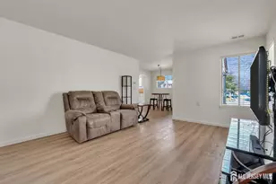 603 Jacob Ct, South Brunswick Township, NJ 08810 - Photo 9