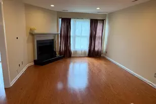 54 Holly Ct, Edison, NJ 08820 - Photo 11