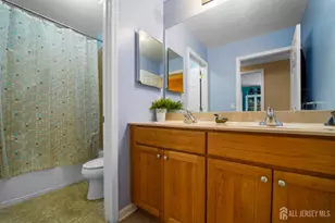 5 Bouvier Ln, South Brunswick Township, NJ 08816 - Photo 3