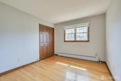 17 Bartha Avenue, Edison, NJ 08817 - Photo 17