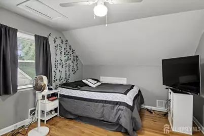 144 N Michigan Avenue N, Kenilworth, NJ 07033 - Photo 19