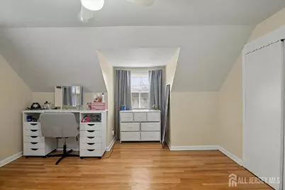 144 N Michigan Avenue N, Kenilworth, NJ 07033 - Photo 17
