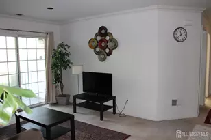 612 Waterford Dr, Edison, NJ 08817 - Photo 13