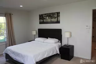 612 Waterford Dr, Edison, NJ 08817 - Photo 37