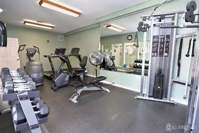 102 Wellington Park Drive, South Brunswick Township, NJ 08540 - Photo 5