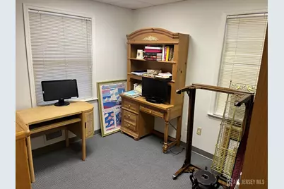 5 Mountain Boulevard #8, Warren Township, NJ 07059 - Photo 11