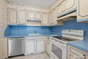 8 Irongate, Metuchen, NJ 08840 - Photo 9