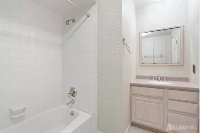 8 Irongate #8, Metuchen, NJ 08840 - Photo 17