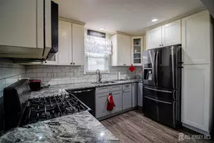 11 Tyndale Ave, Monroe Township, NJ 08831 - Photo 9