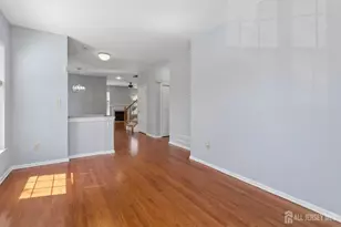 701 Dahlia Cir, South Brunswick Township, NJ 08810 - Photo 9