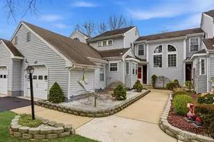 1C Cambridge Dr, Monroe Township, NJ 08831 - Photo 3