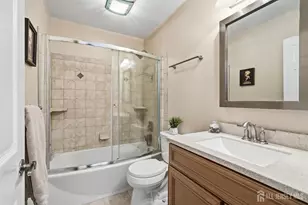 1C Cambridge Dr, Monroe Township, NJ 08831 - Photo 23