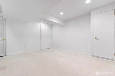 96 Westgate Drive, Edison, NJ 08820 - Photo 25