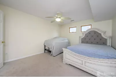 20 Hollywood Drive, Woodbridge Township, NJ 07095 - Photo 7
