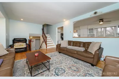 20 Hollywood Drive, Woodbridge Township, NJ 07095 - Photo 15