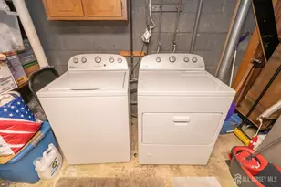 1033 Grove St, North Brunswick Township, NJ 08902 - Photo 39