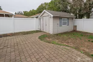 1033 Grove St, North Brunswick Township, NJ 08902 - Photo 45