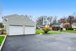 26 Lucille Ct, Edison, NJ 08820 - Photo 19