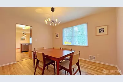 26 Lucille Court, Edison, NJ 08820 - Photo 5