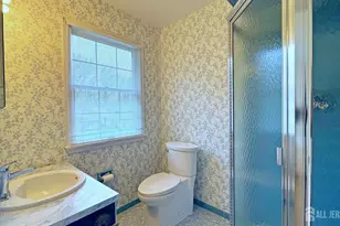 26 Lucille Ct, Edison, NJ 08820 - Photo 11