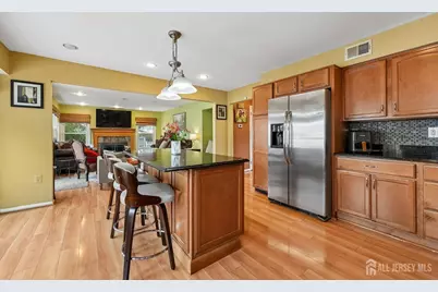 9 Chipwood Lane, North Brunswick Township, NJ 08902 - Photo 5