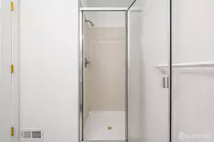 107 Prestwick Way, Edison, NJ 08820 - Photo 11