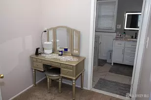 31 Scarlet Dr, Sayreville, NJ 08859 - Photo 37