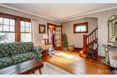 544 W Meadow Avenue W, Rahway, NJ 07065 - Photo 5