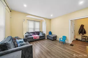 44 State St, East Orange, NJ 07017 - Photo 9