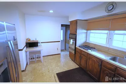 89 Oak Lane, Edison, NJ 08817 - Photo 7