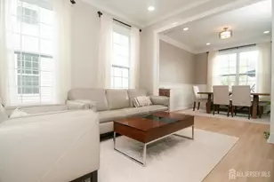 276 Morning Glory Dr, Monroe Township, NJ 08831 - Photo 5