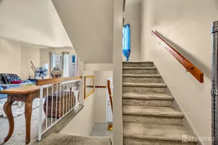 303 Holly Dr, Perth Amboy, NJ 08861 - Photo 11