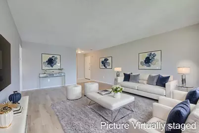 1607 Edison Glen Terrace, Edison, NJ 08837 - Photo 5