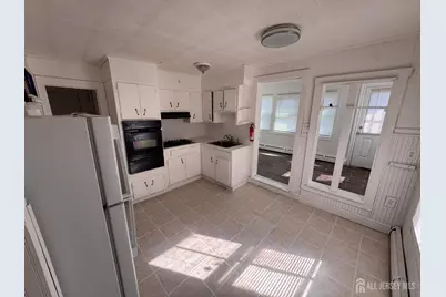 209 S Stevens Avenue S, South Amboy, NJ 08879 - Photo 9
