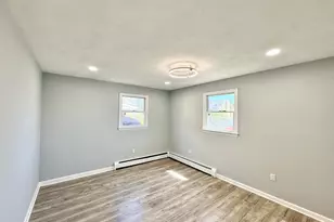 35 Fiat Ave, Iselin, NJ 08830 - Photo 9