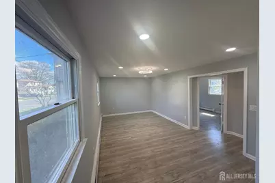 35 Fiat Avenue, Iselin, NJ 08830 - Photo 5