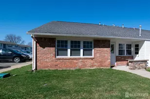 1 Connecticut Ct, Old Bridge Township, NJ 07747 - Photo 3