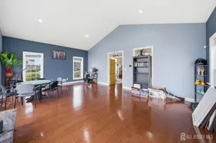 13 Linwood Dr, Monroe Township, NJ 08831 - Photo 23