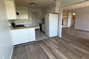 1610 Green Hollow Dr, Iselin, NJ 08830 - Photo 7