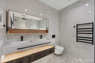 6 E Knollwood Rd, Edison, NJ 08817 - Photo 31